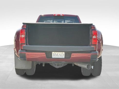 Used 2018 GMC Sierra 3500 Denali w/ Duramax Plus Package AWD/4WD image 15