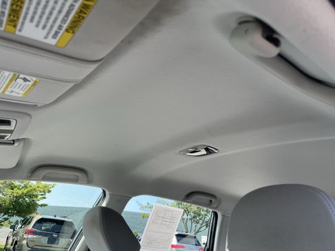 Used 2018 Subaru Forester 2.5i w/ Protection Package #1 AWD/4WD image 21