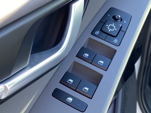 New 2026 Kia Niro EX image 10