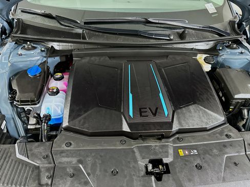 Used 2024 Hyundai Ioniq 5 SEL RWD image 33