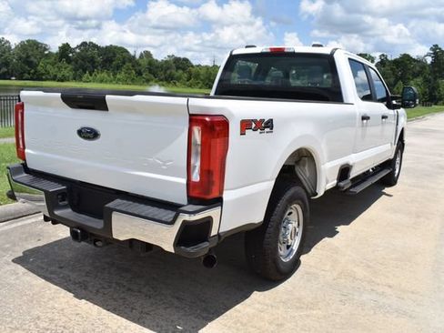 Used 2023 Ford F250 XL w/ FX4 Off-Road Package AWD/4WD image 8