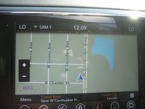 Used 2021 Jeep Grand Cherokee Laredo X AWD/4WD image 23