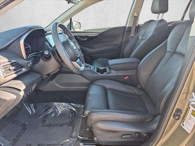 Used 2025 Subaru Outback Touring AWD/4WD image 15