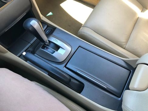 Used 2012 Honda Accord EX-L image 22