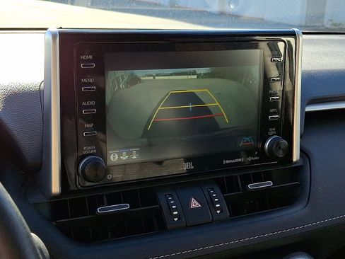 Certified 2020 Toyota RAV4 Limited image 21