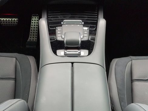Used 2025 Mercedes-Benz GLE 53 AMG 4MATIC Coupe image 19