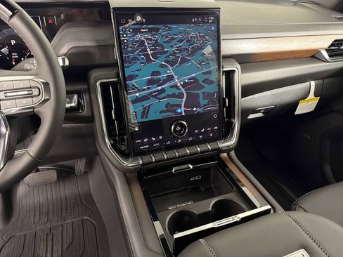 New 2026 GMC Yukon XL Denali AWD/4WD image 30
