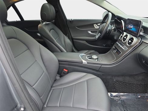 Used 2020 Mercedes-Benz C 300 4MATIC Sedan image 12