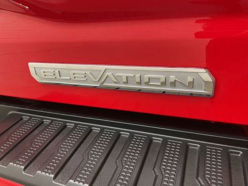 Used 2025 GMC Sierra 1500 Elevation AWD/4WD image 8