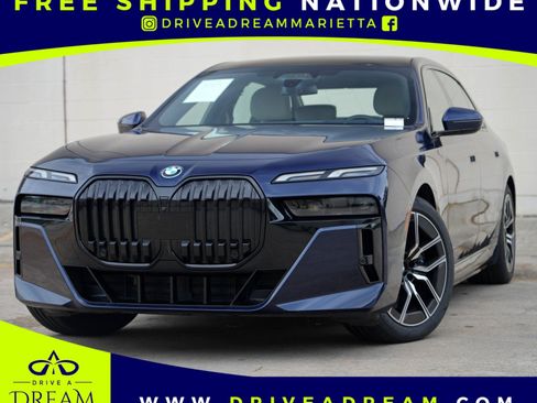 Used 2023 BMW i7 xDrive60 AWD/4WD image 1