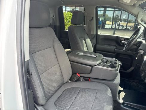 Used 2022 GMC Sierra 2500 Pro w/ Convenience Package RWD image 15