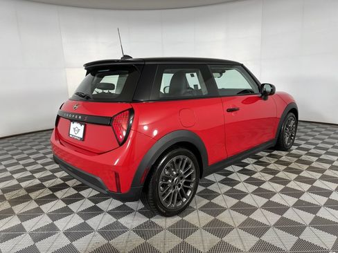 Used 2025 MINI Cooper S image 21