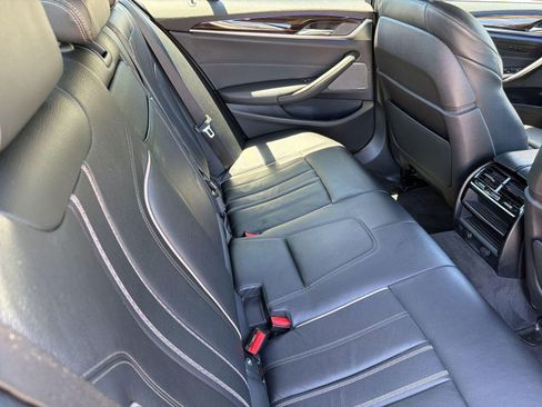 Used 2018 BMW 540i RWD image 30