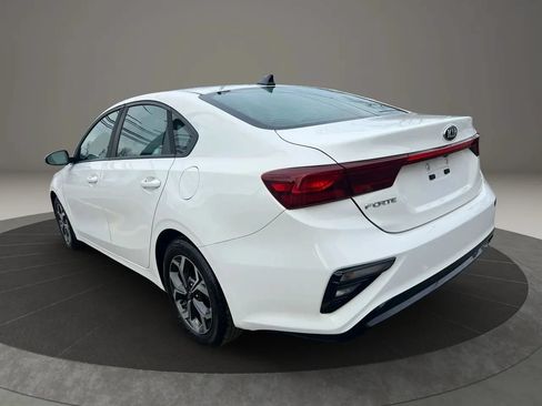 Used 2019 Kia Forte LXS FWD image 7