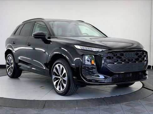 New 2026 Audi Q3 quattro 2.0T AWD/4WD image 4