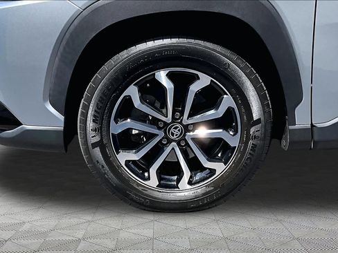 Used 2023 Toyota Corolla Cross AWD Hybrid image 11