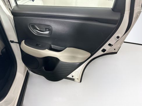 Used 2024 Honda HR-V LX image 28
