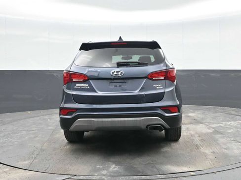 Used 2017 Hyundai Santa Fe Sport image 11