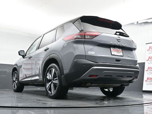 Used 2023 Nissan Rogue SL w/ SL Premium Package image 38