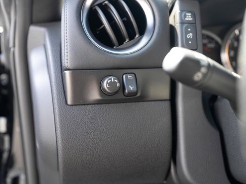 Used 2013 Nissan GT-R Black Edition AWD/4WD image 65