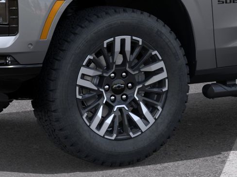 New 2026 Chevrolet Suburban Z71 w/ Comfort Package AWD/4WD image 11