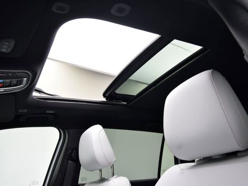 New 2026 Jeep Cherokee Limited image 36