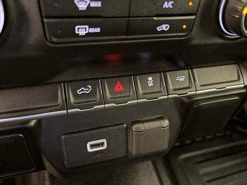 Used 2019 Chevrolet Silverado 1500 W/T w/ WT Convenience Package RWD image 31