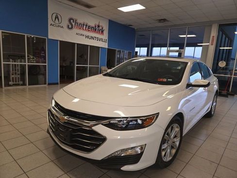Used 2024 Chevrolet Malibu LT FWD image 1