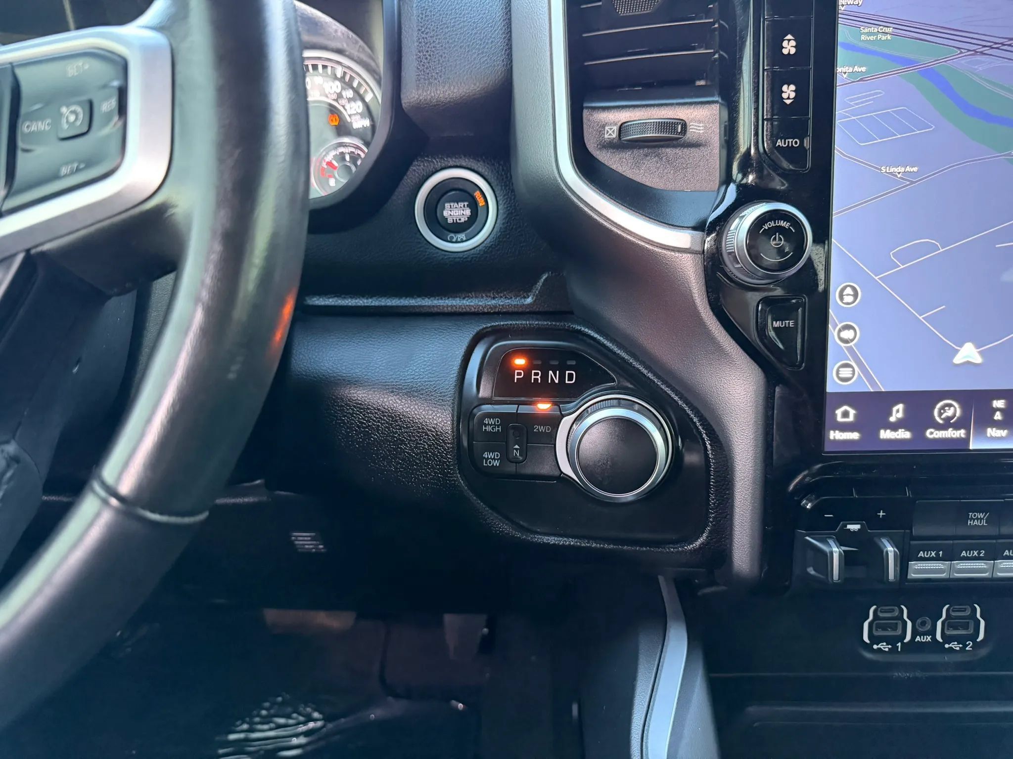 Used 2023 RAM 2500 Big Horn w/ Night Edition AWD/4WD image 23
