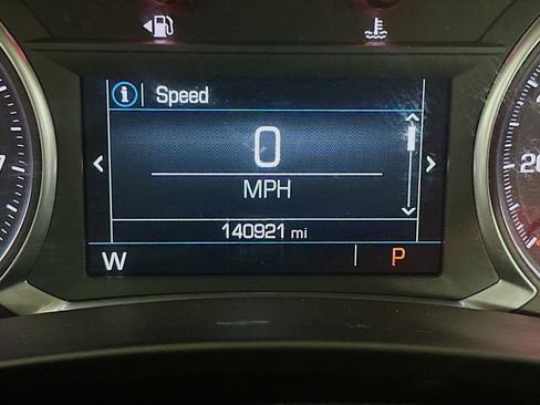Used 2018 GMC Terrain SLT w/ Preferred Package FWD image 19