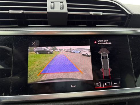 Used 2020 Audi Q3 2.0T Premium Plus AWD/4WD image 14