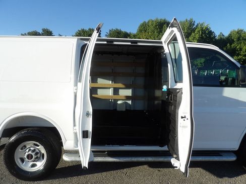 Used 2025 GMC Savana 2500 w/ Driver Convenience Package RWD image 25