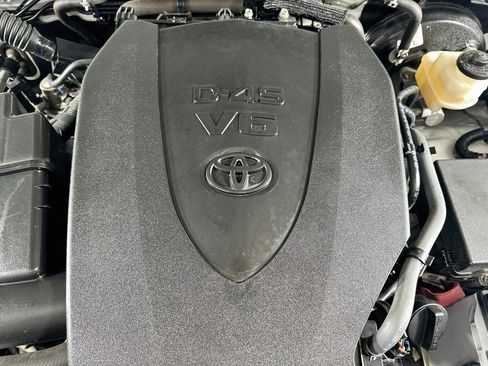 Used 2019 Toyota Tacoma TRD Off-Road RWD image 27