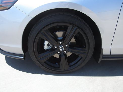 Certified 2025 Honda Accord Sport image 4