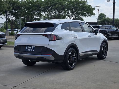 New 2026 Kia Sportage EX image 4