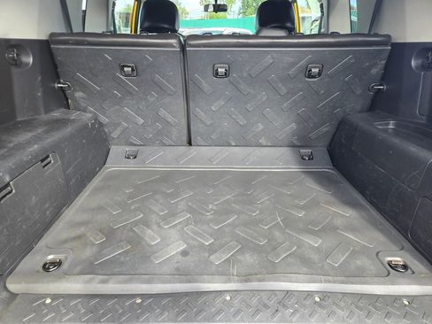 Used 2007 Toyota FJ Cruiser 4WD image 13