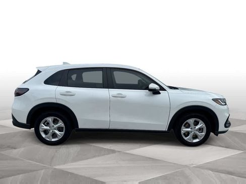 Used 2025 Honda HR-V LX image 9