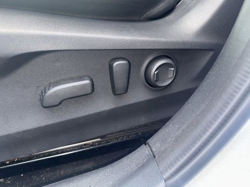 Used 2021 Subaru Outback Limited w/ Popular Package #2 image 8