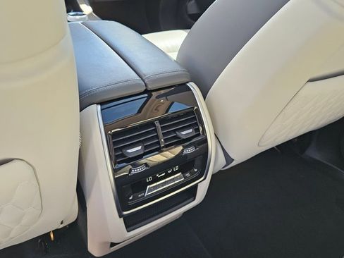 Certified 2023 BMW X7 M60i w/ Executive Package image 18