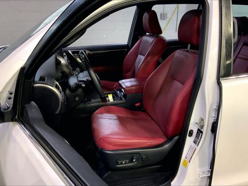 Certified 2023 Lexus GX 460 Premium w/ Premium Package image 7