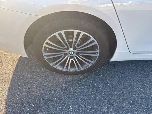 Used 2018 BMW 530i xDrive image 20