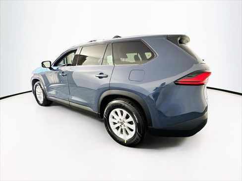 Certified 2024 Toyota Grand Highlander AWD image 4