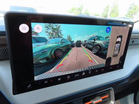 New 2025 Ford Maverick Lariat image 13