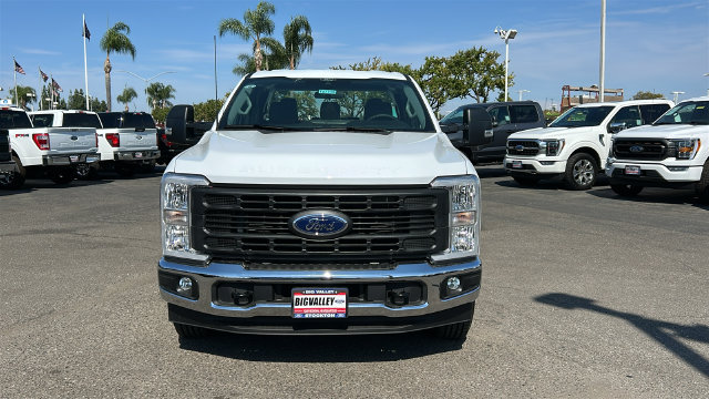New 2026 Ford F350 XL w/ XL Chrome Package RWD image 9