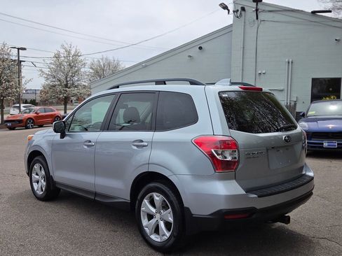 Used 2016 Subaru Forester 2.5i Premium w/ All-Weather Package AWD/4WD image 4