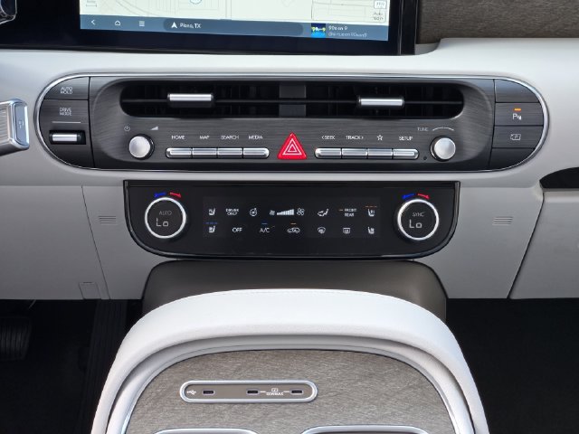 Certified 2026 Hyundai Palisade SEL Premium FWD image 14