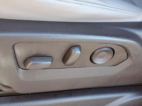 Used 2024 Chevrolet Tahoe LT image 6