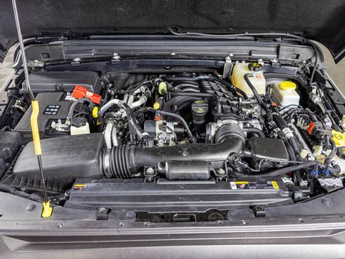 Used 2022 Jeep Wrangler Unlimited Sport AWD/4WD image 48