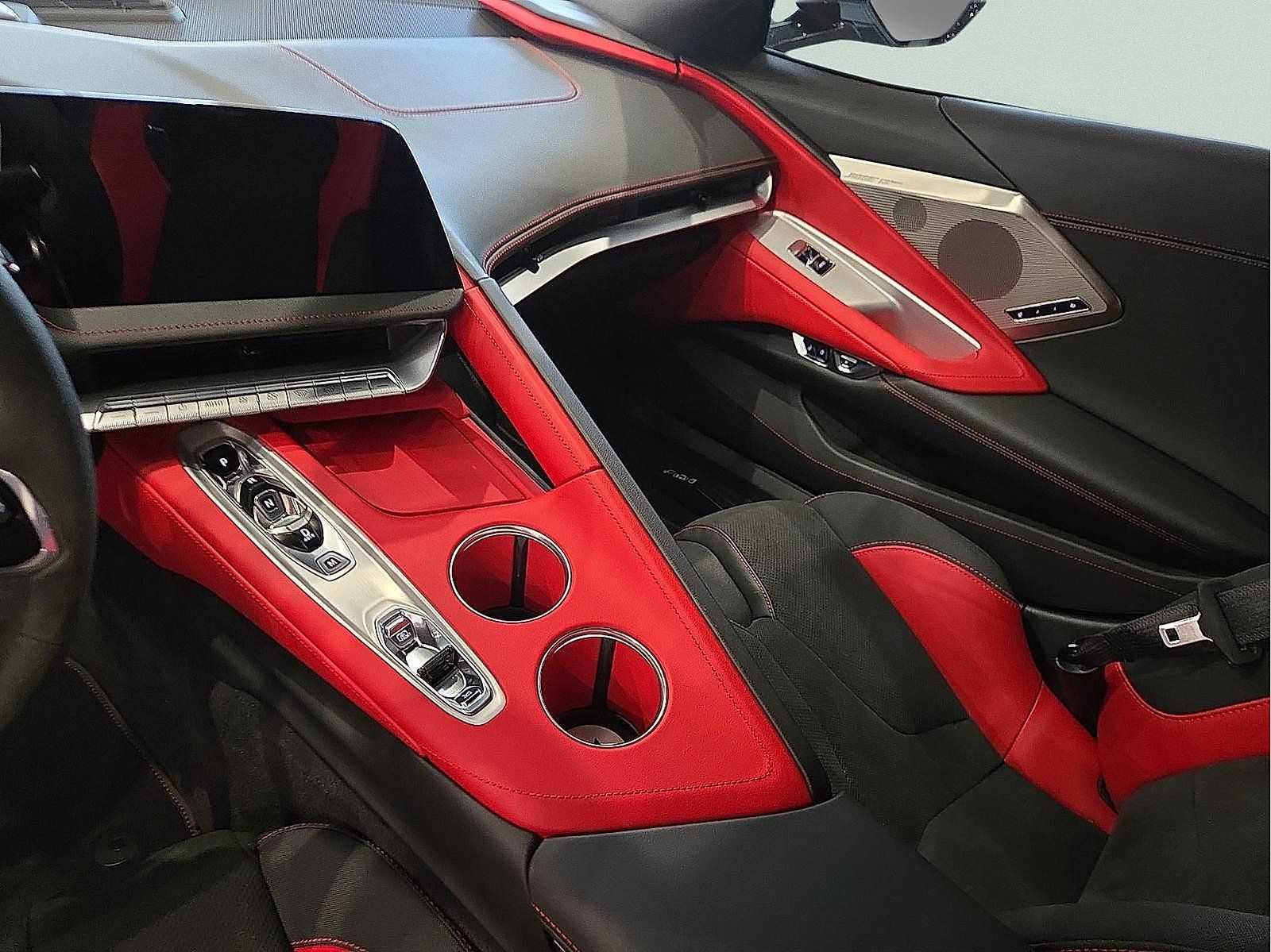 Used 2026 Chevrolet Corvette Z06 RWD image 10