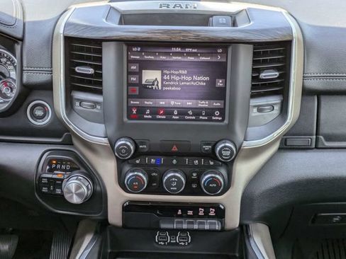 Used 2020 RAM 1500 Laramie AWD/4WD image 19